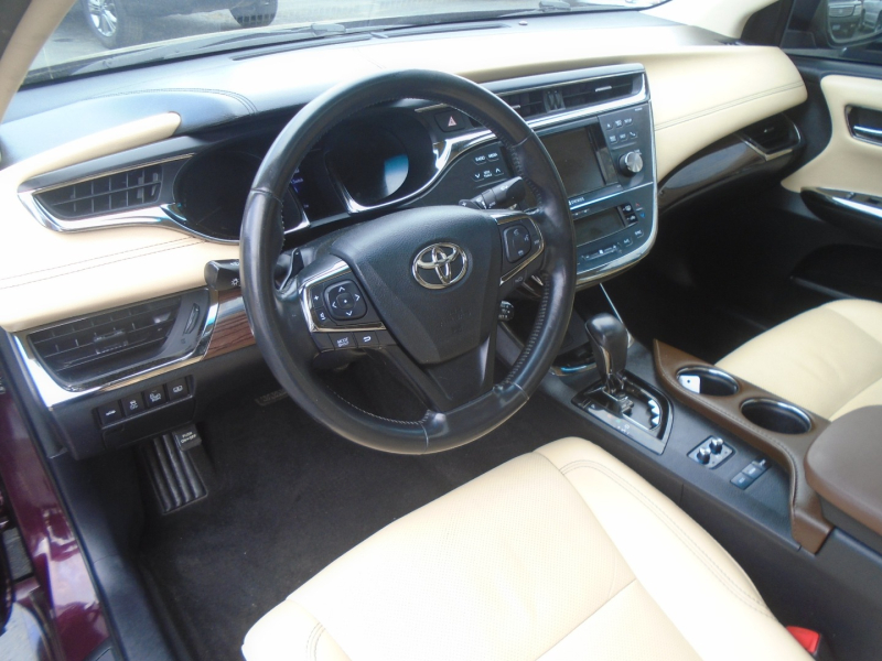 Toyota Avalon 2013 price $12,988
