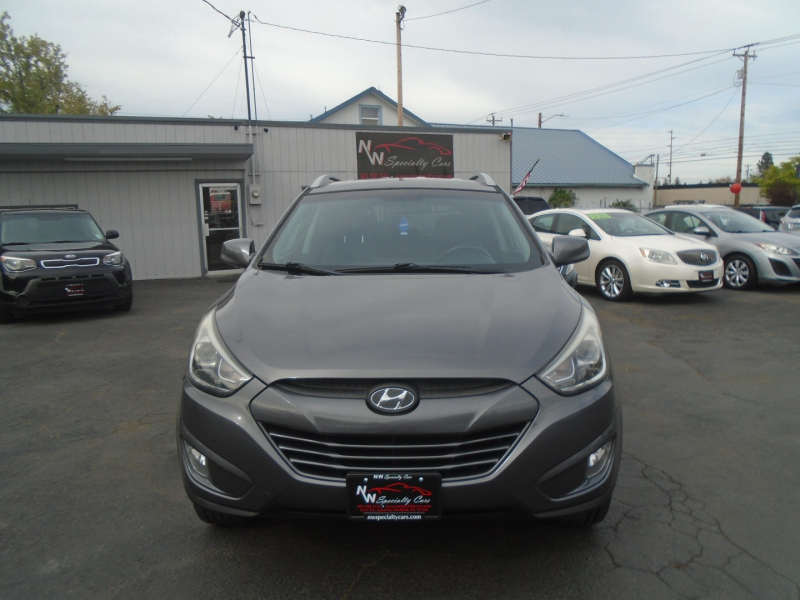 Hyundai Tucson 2015 price $10,988