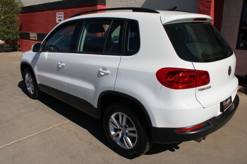 Volkswagen Tiguan 2015 price $16,995