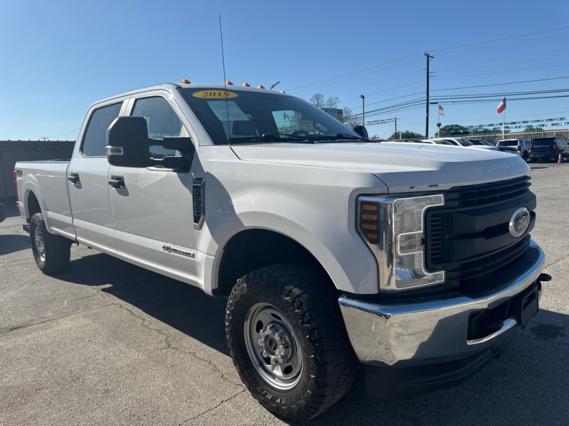 FORD F250 2019 price $31,990