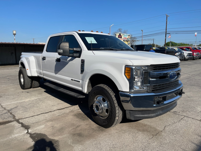 FORD F350 2019 price $37,990
