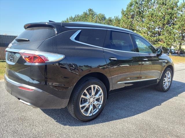 Buick Enclave 2022 price $36,888