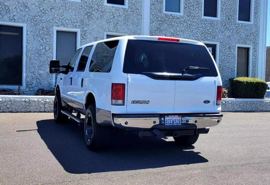 Ford Excursion 2004 price $23,395