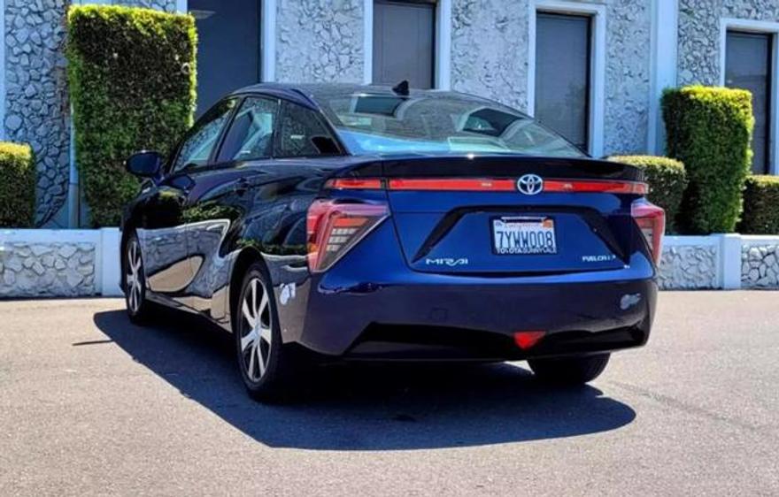 Toyota Mirai 2017 price $7,695