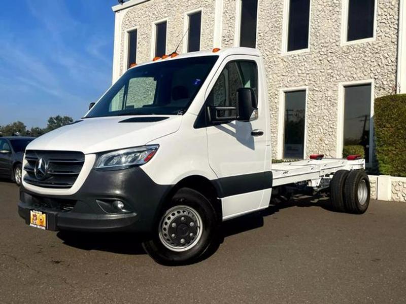 Mercedes-Benz Sprinter 3500 XD Cab & Chassis 2019 price $42,995