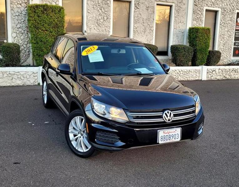 Volkswagen Tiguan 2013 price $8,495
