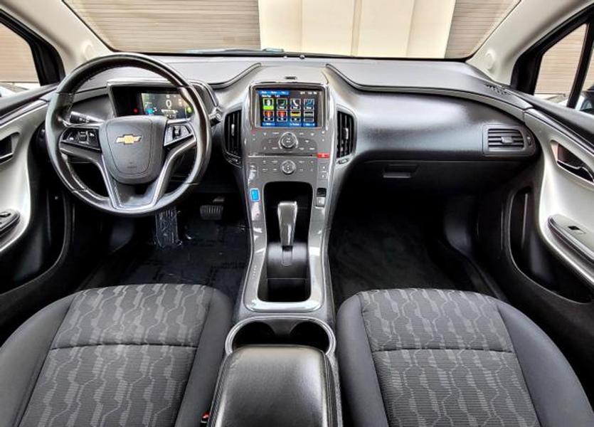 Chevrolet Volt 2015 price $8,195