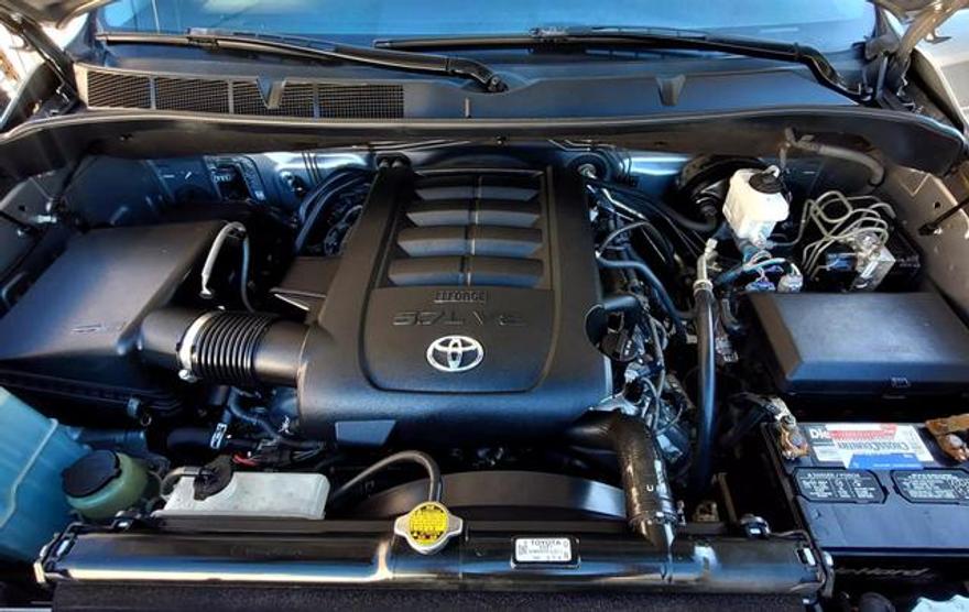 Toyota Tundra CrewMax 2013 price $16,295