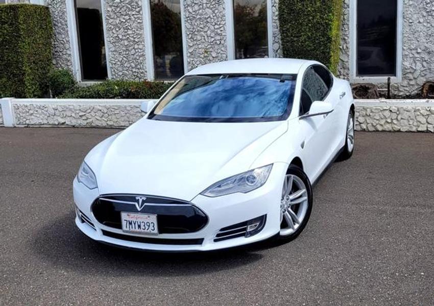 Tesla Model S 2013 price $15,295