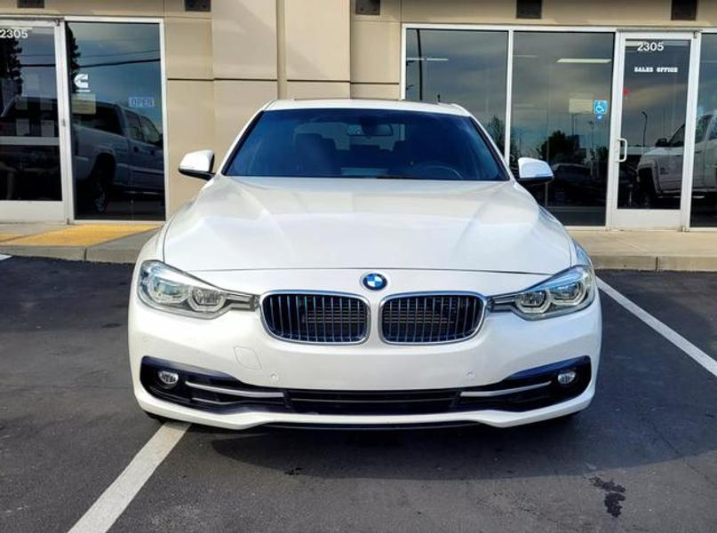 BMW 3 Series 2017 price $15,695