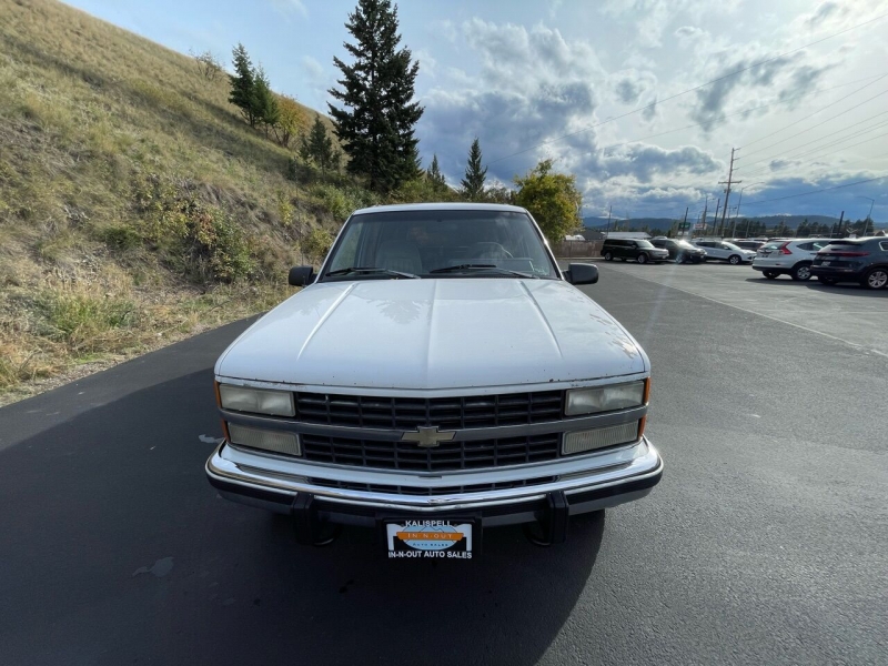Chevrolet Suburban 1993 price $3,999