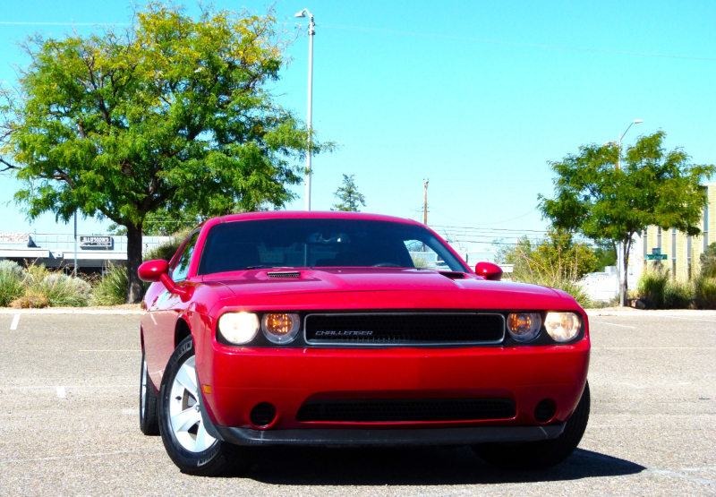 Dodge Challenger 2013 price $13,000