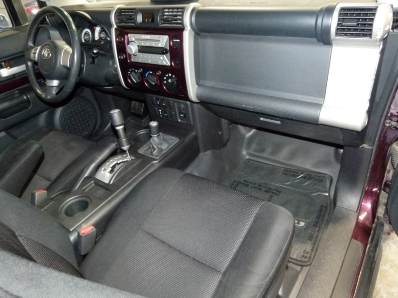 Toyota FJ Cruiser 2007 price $17,000