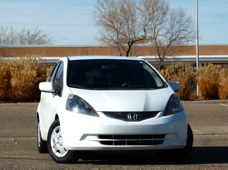 Honda Fit 2013 price $7,000