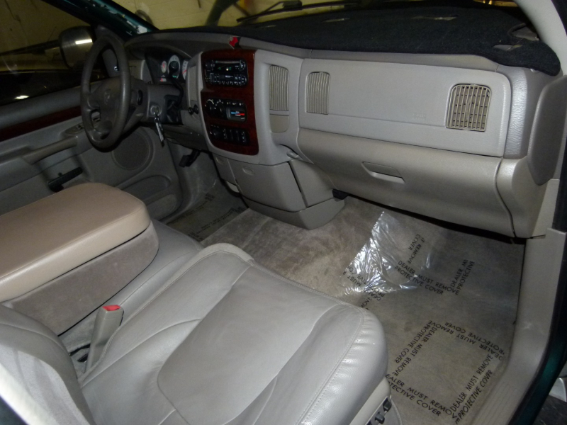 Dodge Ram 2500 2003 price $9,900