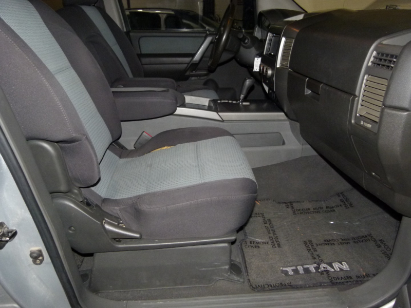 Nissan Titan 2006 price $10,500