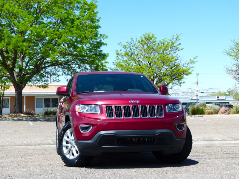 Jeep Grand Cherokee 2015 price $15,700