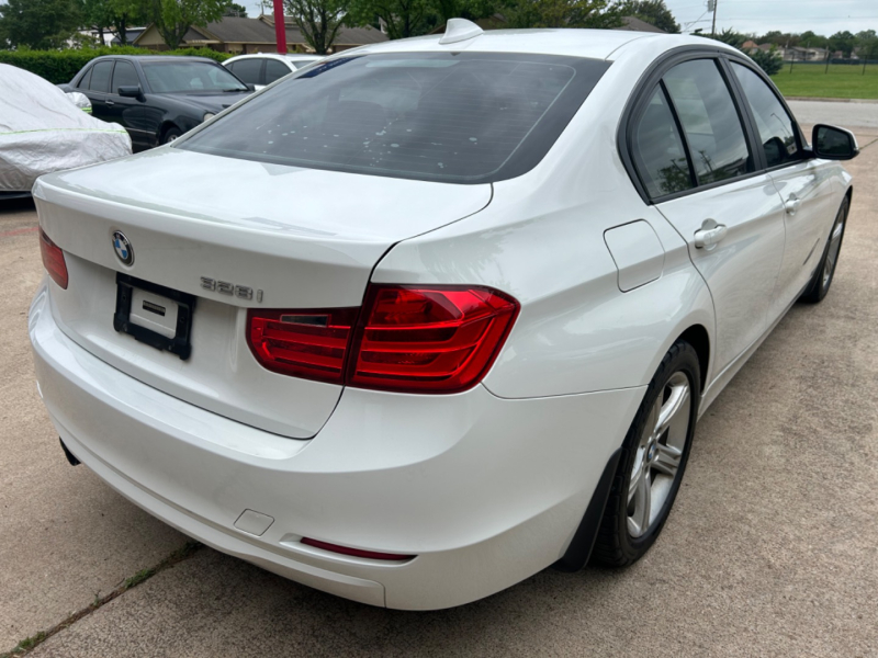 BMW 3-Series 2014 price $8,995