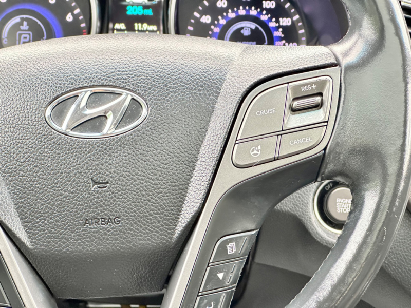 Hyundai Santa Fe 2014 price $14,900