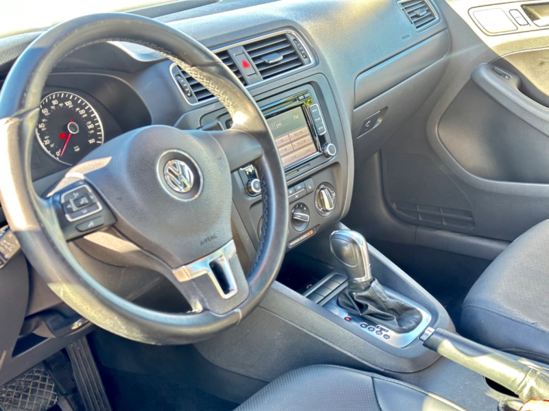 Volkswagen Jetta Sedan 2012 price $6,900