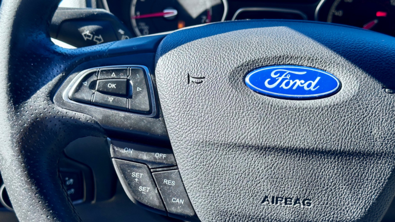 Ford Focus 2015 price $14,999
