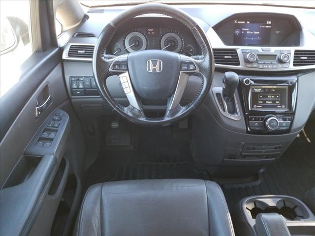 Honda Odyssey 2016 price $12,900