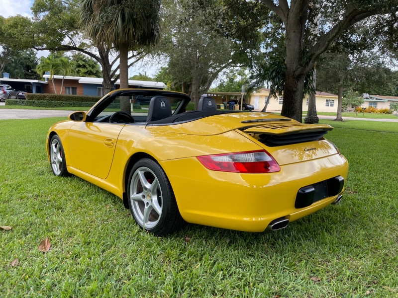 Porsche 911 2007 price $44,499