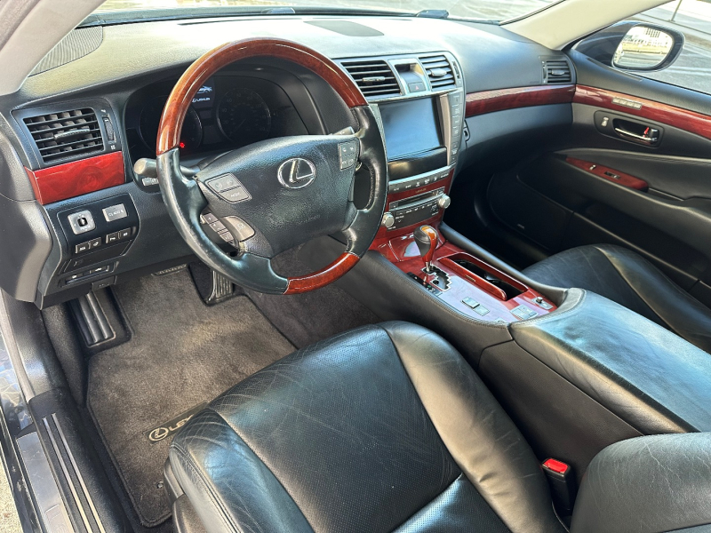 Lexus LS 460 2011 price $9,999