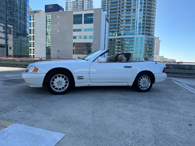 Mercedes-Benz SL Class 1998 price $11,950