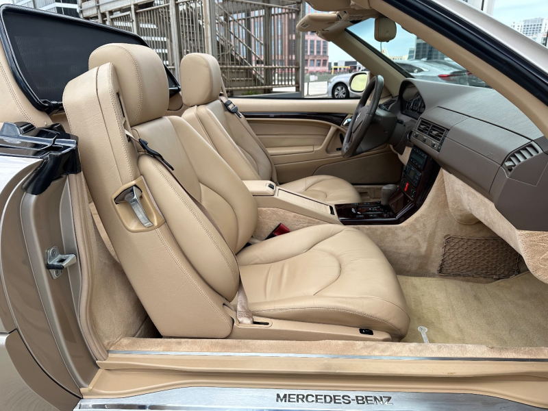 Mercedes-Benz SL-Class 2000 price $20,499