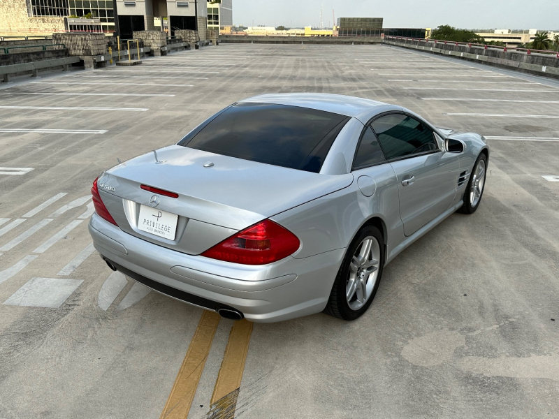 Mercedes-Benz SL-Class 2006 price $17,950