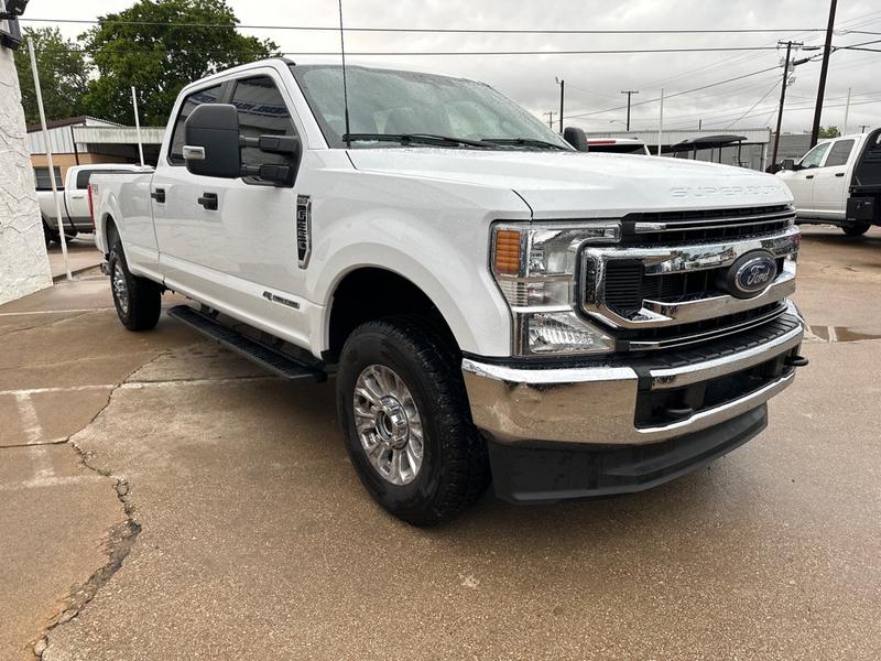 Ford Super Duty F-350 SRW 2022 price Call for Pricing.