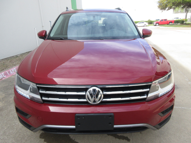 Volkswagen Tiguan 2018 price $15,990
