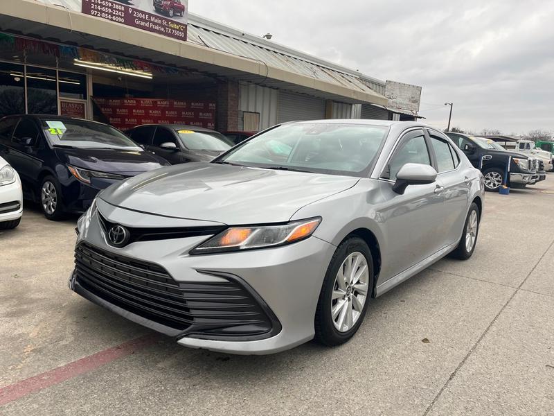 Toyota Camry 2021 price $27,000 CASH DEAL