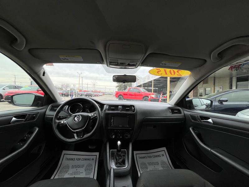 Volkswagen Jetta Sedan 2015 price $6,000 CASH DEAL