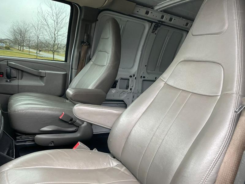 Chevrolet Express 2019 price $21,980