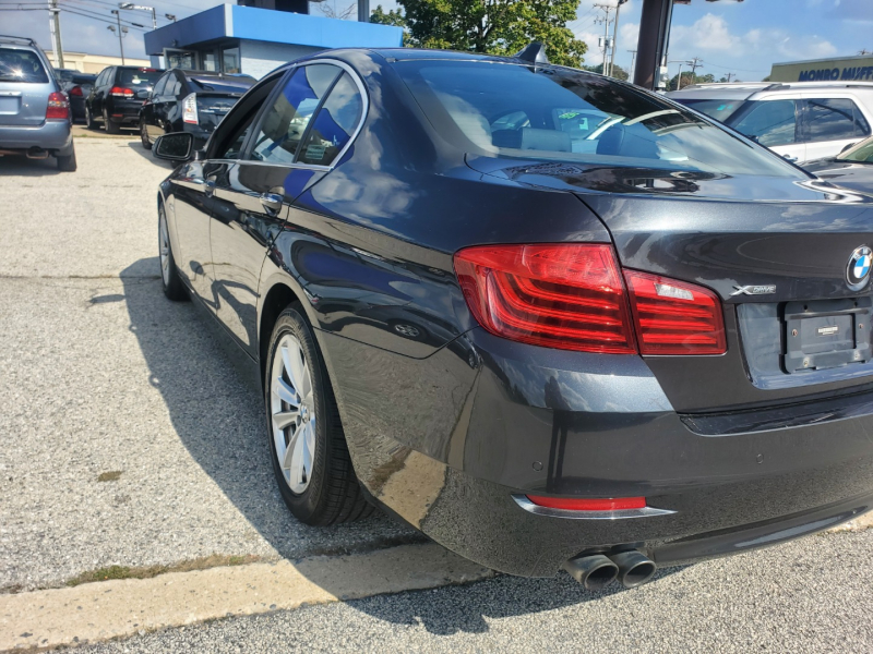 BMW 5-Series 2015 price $10,895