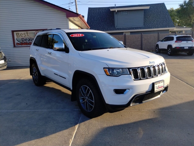Jeep Grand Cherokee 2018 price $18,995