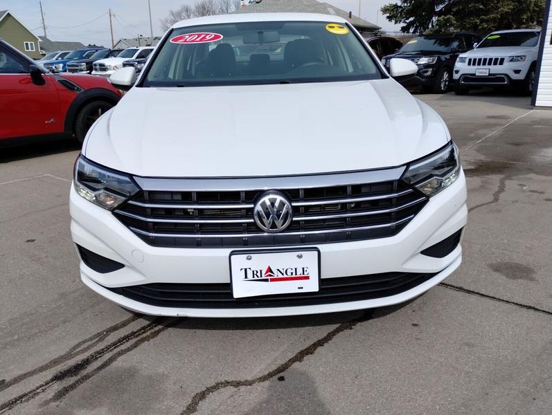Volkswagen Jetta 2019 price $11,995