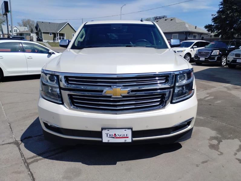 Chevrolet Suburban 2015 price $21,995