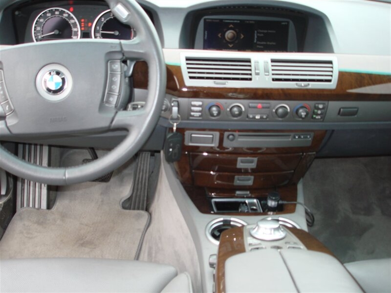 BMW 7-Series 2004 price $7,995