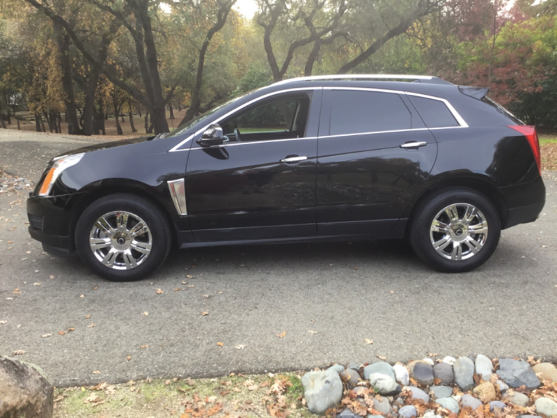 Cadillac SRX 2015 price $17,995