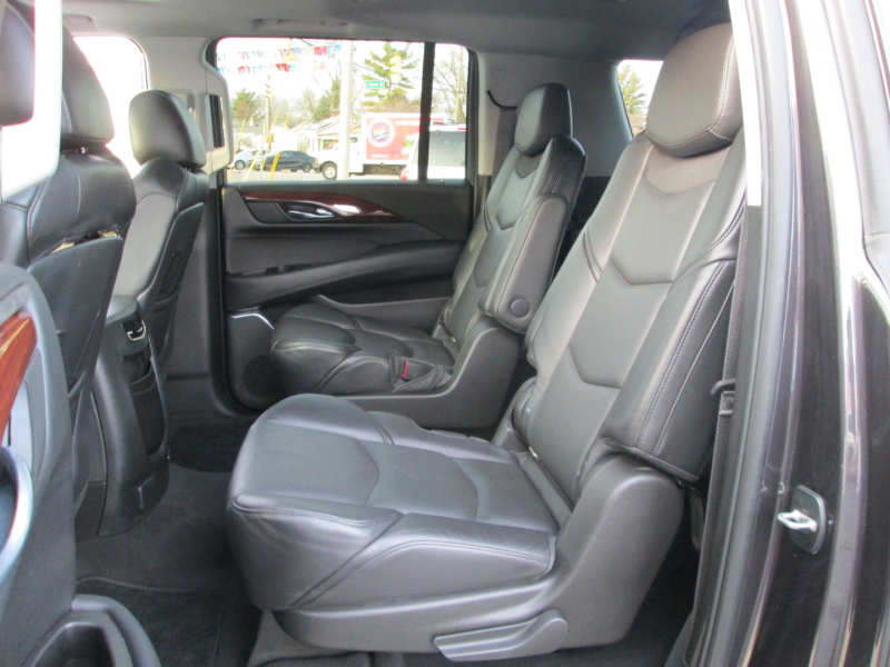 Cadillac ESCALADE ESV LUXURY AWD 2015 price $29,995