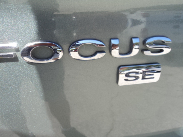 Ford Focus 2005 price $3,995