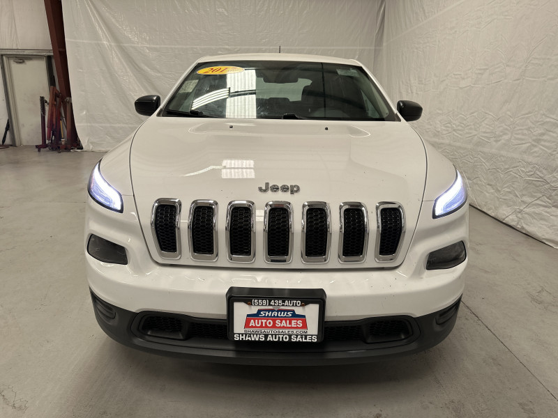 Jeep Cherokee 2017 price $15,950