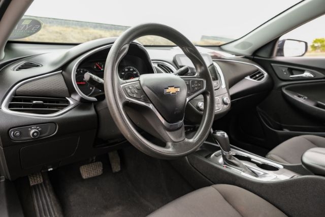 Chevrolet Malibu 2020 price Llamar para precio