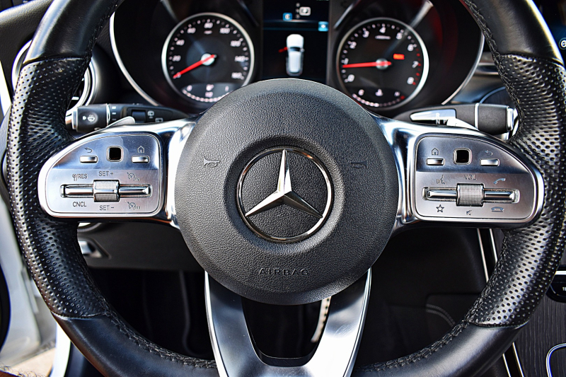 Mercedes-Benz GLC 300 AMG Sport 2.0L 4C 2020 price $33,850