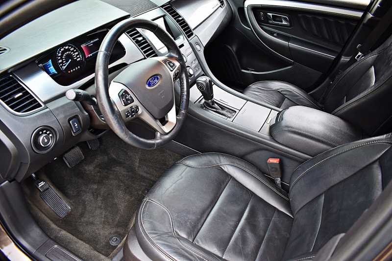 Ford Taurus 2015 price $17,800