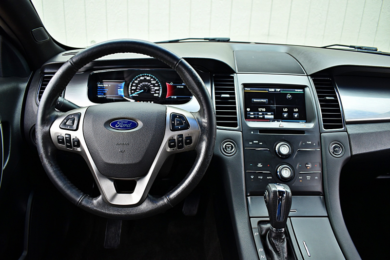 Ford Taurus 2015 price $16,900