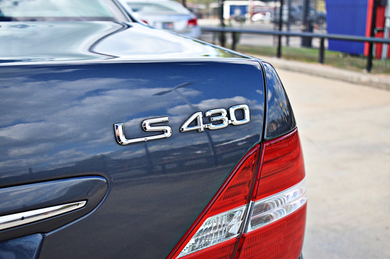 Lexus LS 430 2006 price $18,900